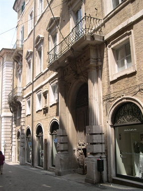 Palazzo Jona